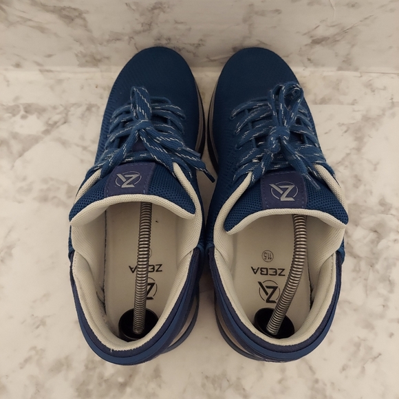 Pre-owned zeba hands free sneakers - Picture 6 of 9